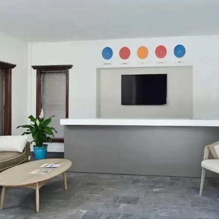 Отель Marina Garden 4*