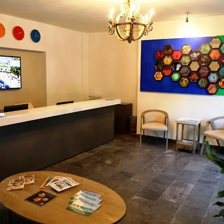 Hotell Marina Garden 4*