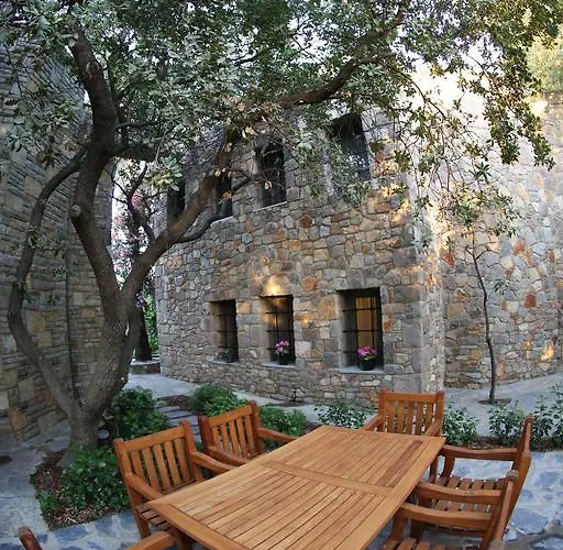 Marina Garden מלון