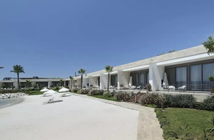 מלון Marina Garden