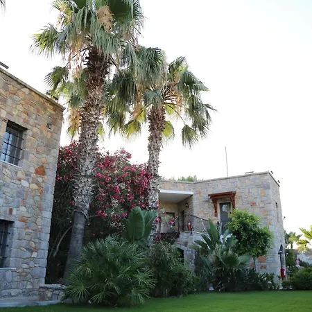 Marina Garden Hotel 4*