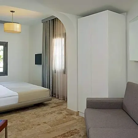 호텔 Marina Garden 4*
