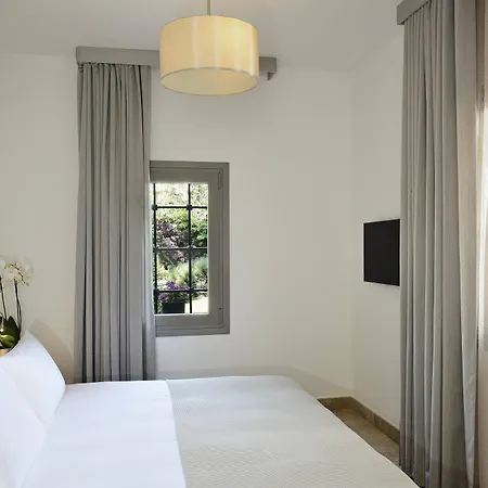 Marina Garden Hotel 4*