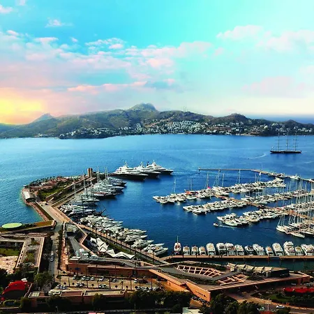 Marina Garden Hotel
