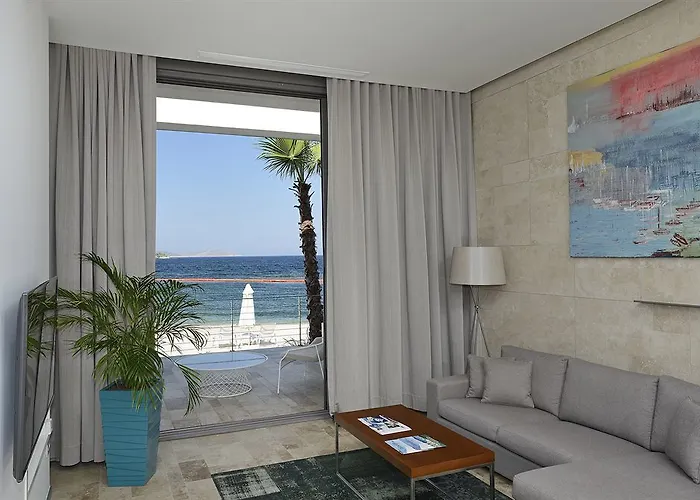 Otel Marina Boutique 4*